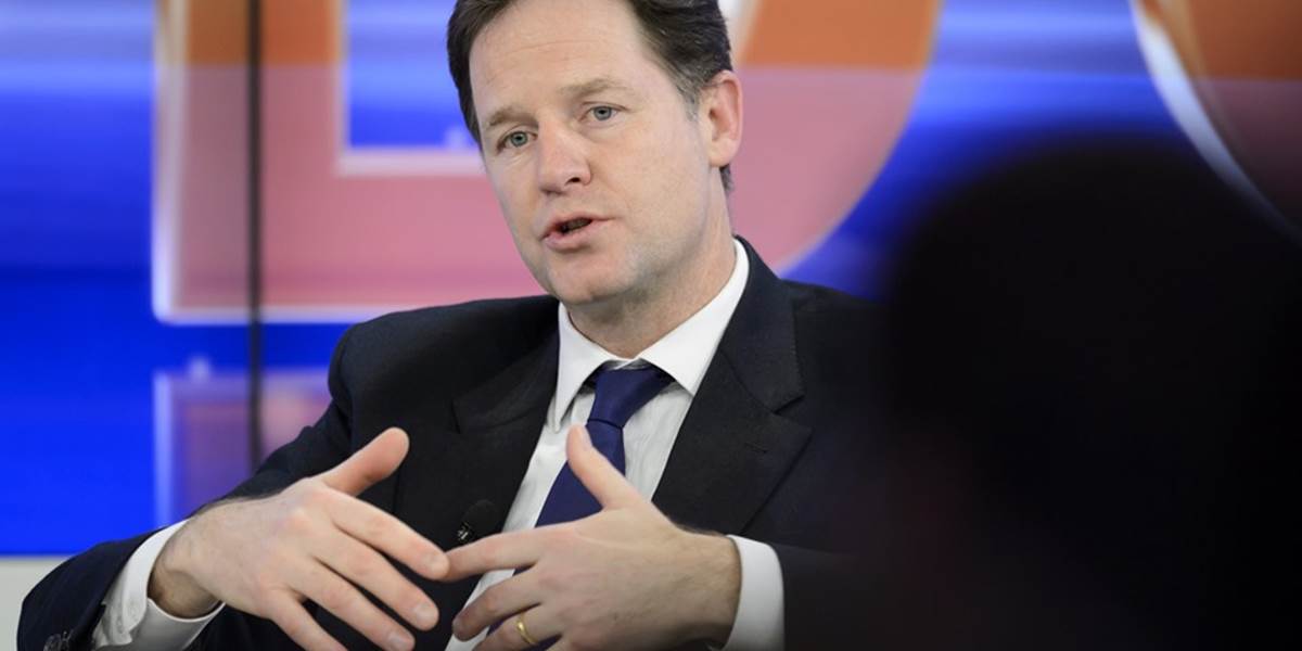 Podpredseda britskej vlády Clegg chce prísnejšie obmedzenia pre budúcich prisťahovalcov