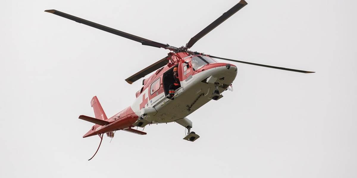 Nehoda pri Martine: Zranené dieťa previezli vrtuľníkom do nemocnice