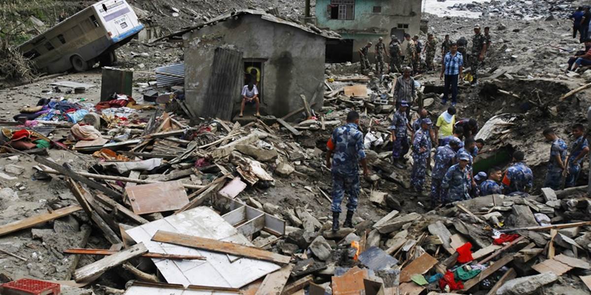 Smrtiaci zosuv pôdy na severe Nepálu: Evakuovali stovky zahraničných turistov!
