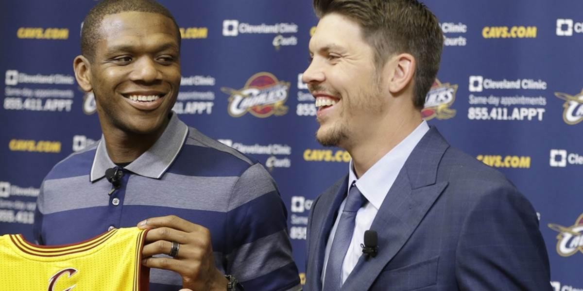 NBA: Cleveland si upísal Millera a Jonesa