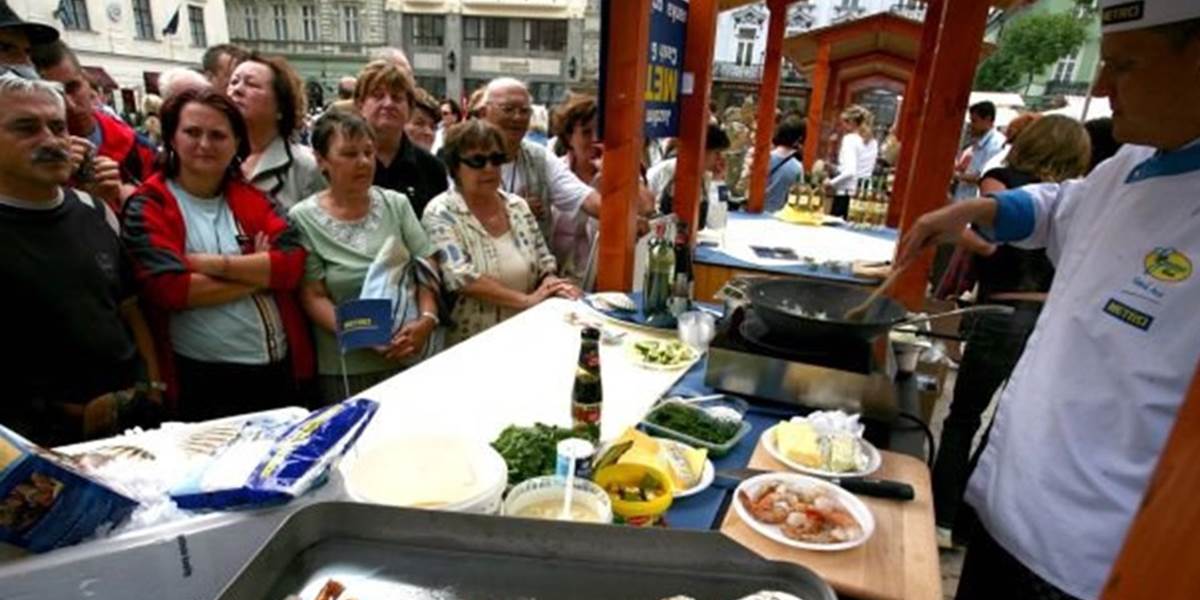 Na bratislavskom Hlavnom námestí rozvoniavajú dnes kulinárske špeciality
