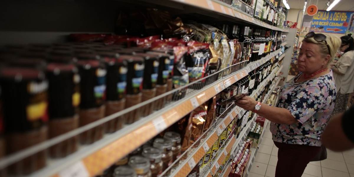 Rusko chce po zákaze dovozu zabrániť zdražovaniu potravín