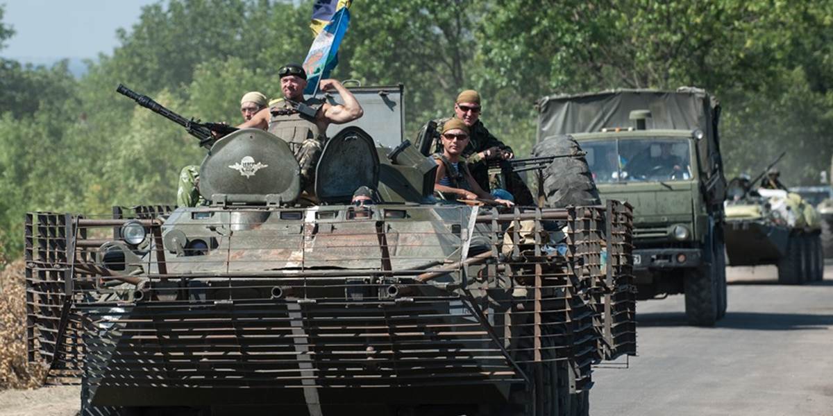 Situácia na Ukrajine: Ukrajinská armáda začala ostreľovať Doneck, odmietla povstalecký návrh prímeria