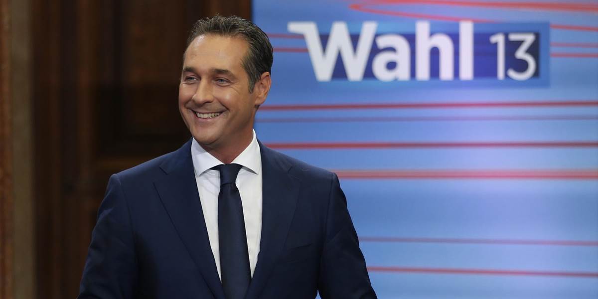 Šéf Slobodnej strany Rakúska žiada zrušenie sankcií voči Rusku