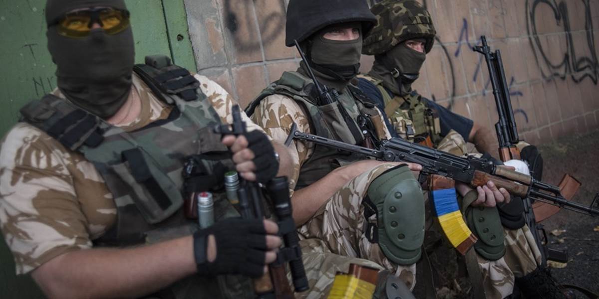 Situácia na Ukrajine: Moskva poslala konvoj s humanitárnou pomocou