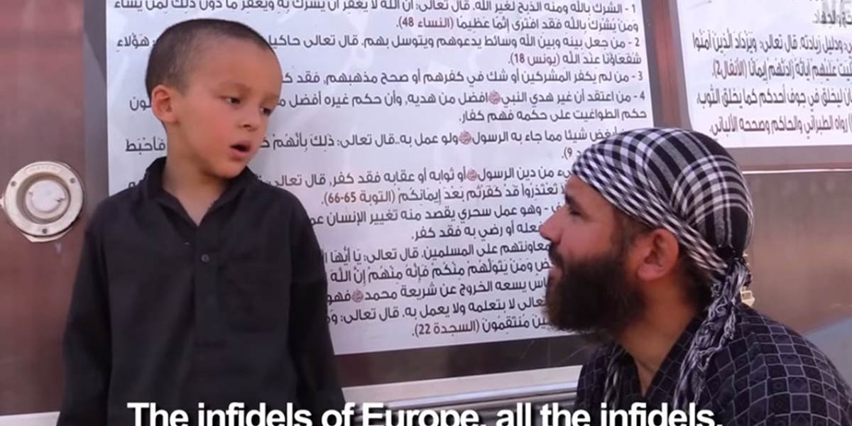 VIDEO Belgický džihádista v Iraku presviedča syna, že je správne zabíjať neveriacich