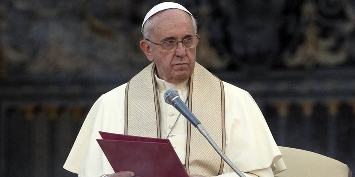 Pápež žiada pomoc pre irackých kresťanov, Francúzsko poslalo zbrane Kurdom
