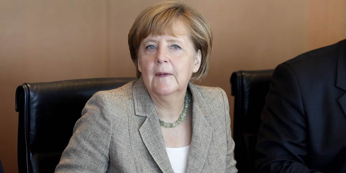 Merkelová upozorňuje: Európania svojvoľne hranice nemenia