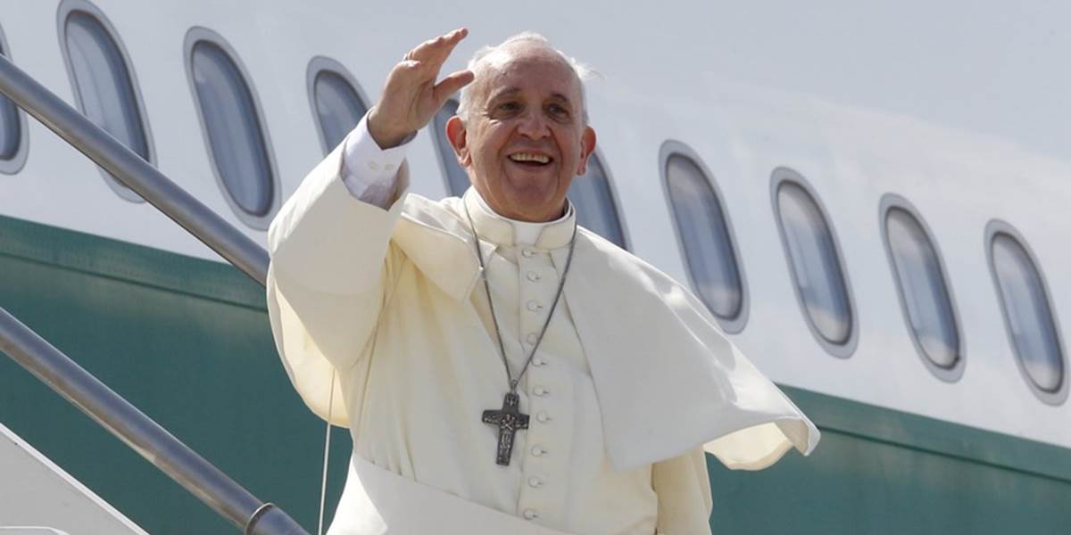 Pápež sa modlí za pokoj a prosperitu na Slovensku