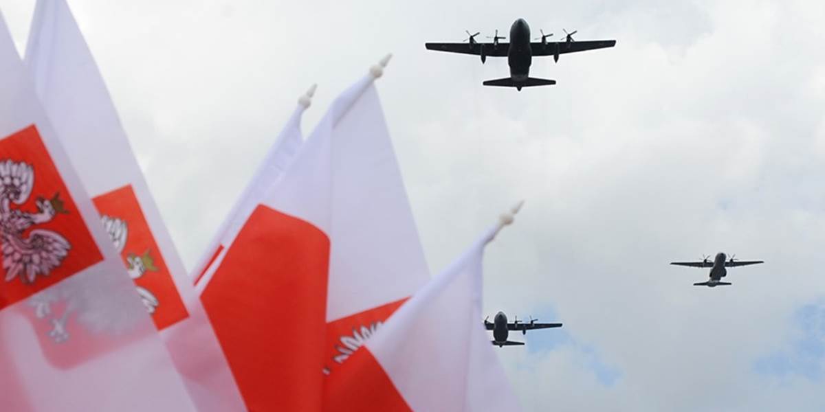 Vo Varšave sa koná najväčšia vojenská prehliadka za uplynulé roky