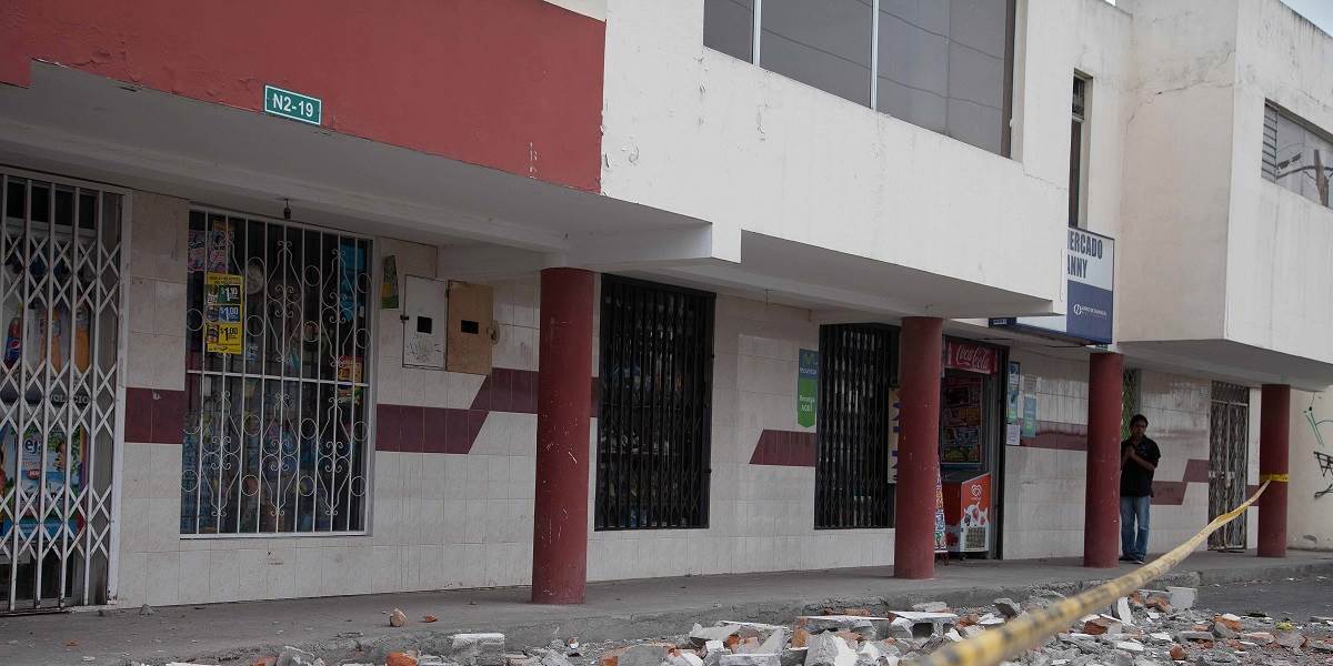 Zemetrasenie v Ekvádore si vyžiadalo 13 zranených
