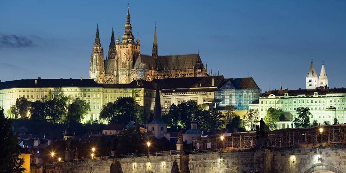 Pražský hrad ušetrí novými žiarovkami ročne jeden milión Kč