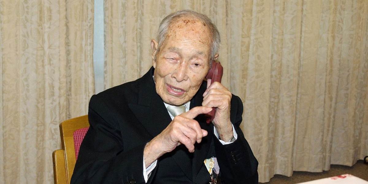 Japonca (111) uznali za najstaršieho žijúceho muža sveta