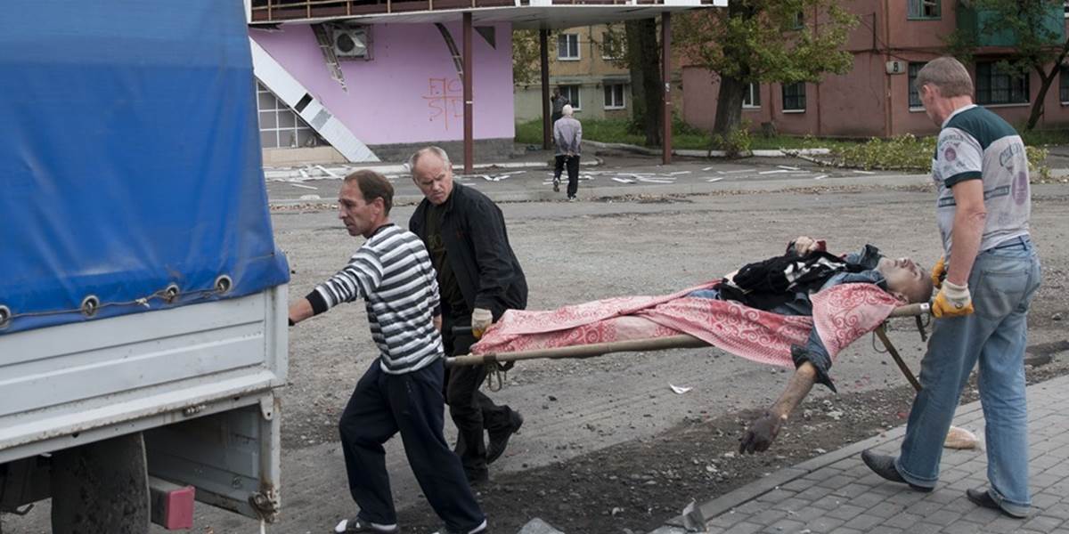 Na Ukrajine pokračujú prudké boje o centrum Donecka