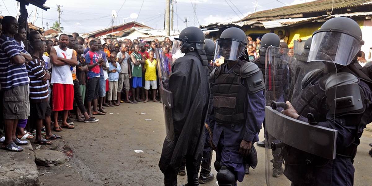 Senegal zatvoril hranice s Guineou, aby zabránil šíreniu eboly