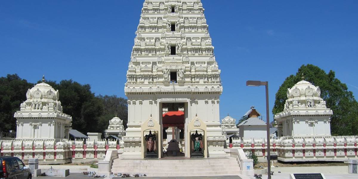V hinduistickom chráme vypukla tlačenica, zomrelo desať ľudí