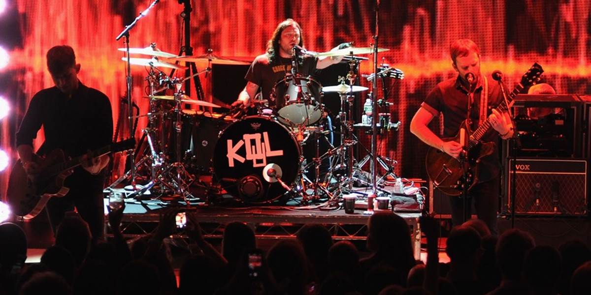 Kings Of Leon zrušili pre zranenie bubeníka ďalšie dva koncerty