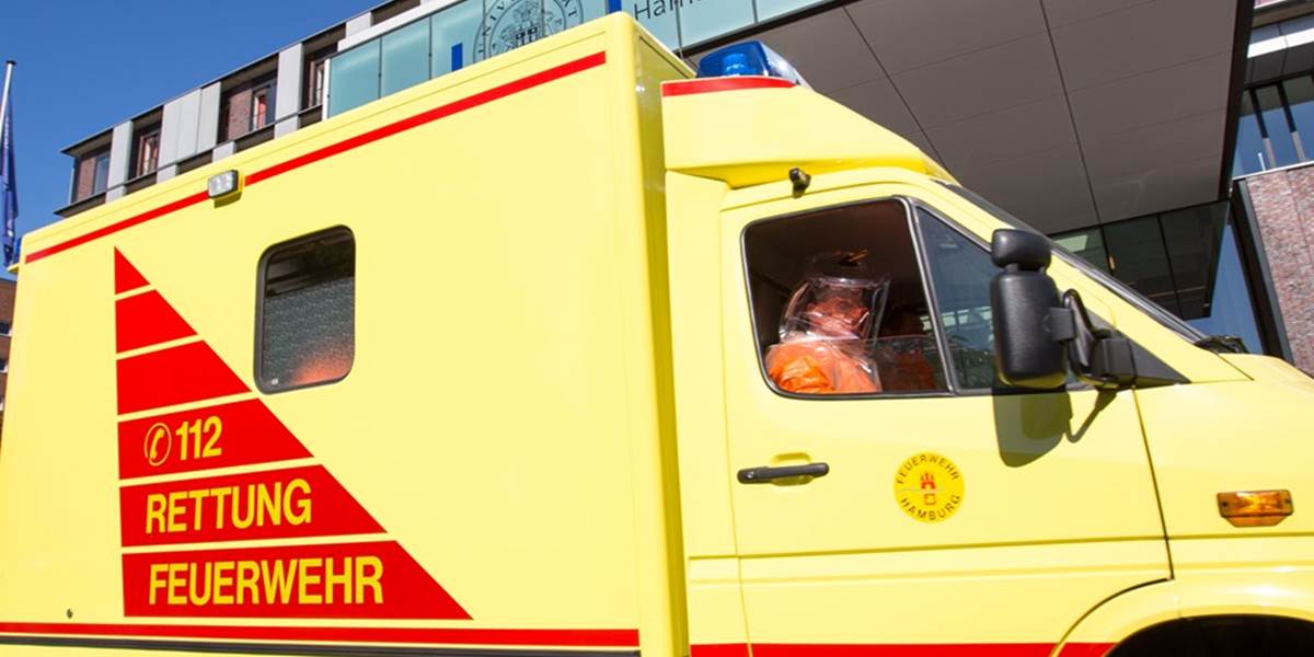 Senegalského lekára chorého na ebolu budú liečiť v Nemecku