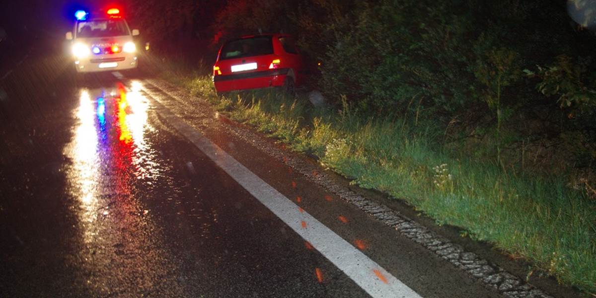 Tragická nehoda medzi obcami Trhovište a Pozdišovce: Zrážku s kamiónom vodič auta neprežil!
