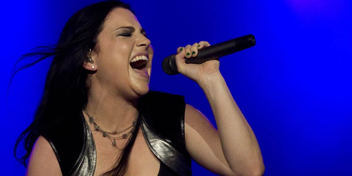 Amy Lee z Evanescence zverejnila skladbu Push the Button