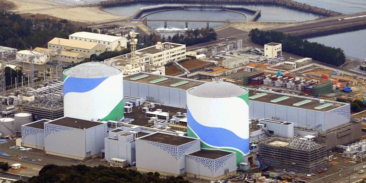 Zamestnanci jadrovej elektrárne Fukušima zažalujú jej prevádzkovateľa