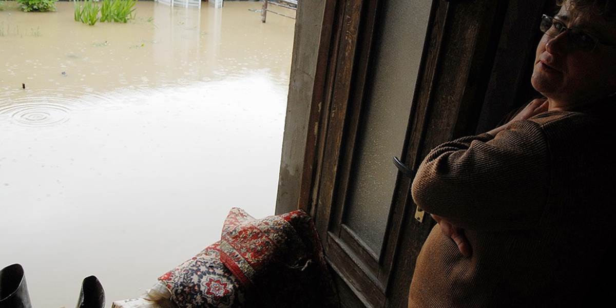 Pre prívalové dažde v Levickom okrese evakuovali deväť ľudí