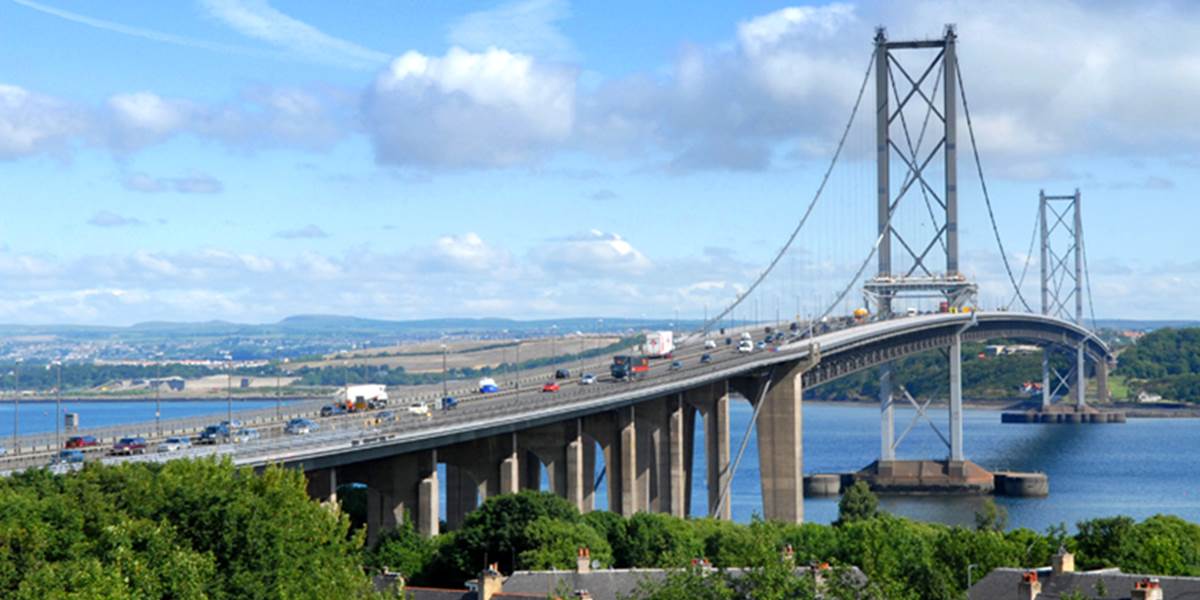Škótsky Forth Road Bridge býval najdlhším európskym mostom
