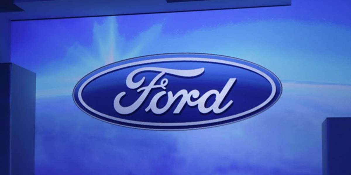 Predaj vozidiel Fordu v USA zaznamenal minimálny rast, predaj GM klesol