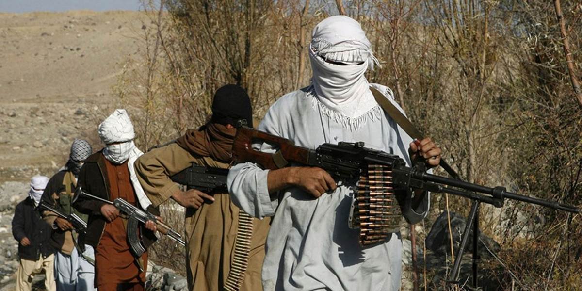 Taliban pri útoku na úrad tajnej služby v Afganistane zabil 18 a zranil 150 ľudí