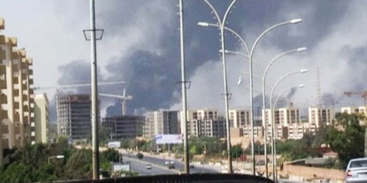 Milície sa v Tripolise mohli dopustiť vojnových zločinov