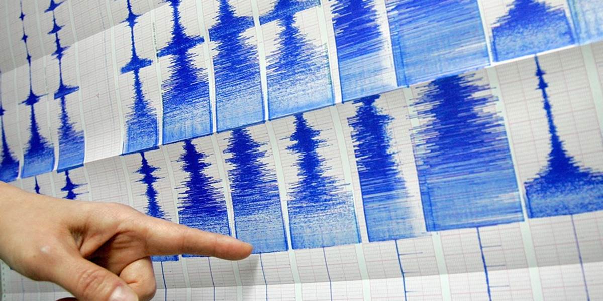 Ostrov Sulawesi v Indonózii zasiahlo silné zemetrasenie