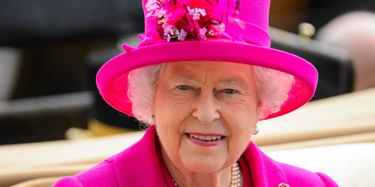Britská kráľovná sa nezapojí do debaty o odtrhnutí Škótska