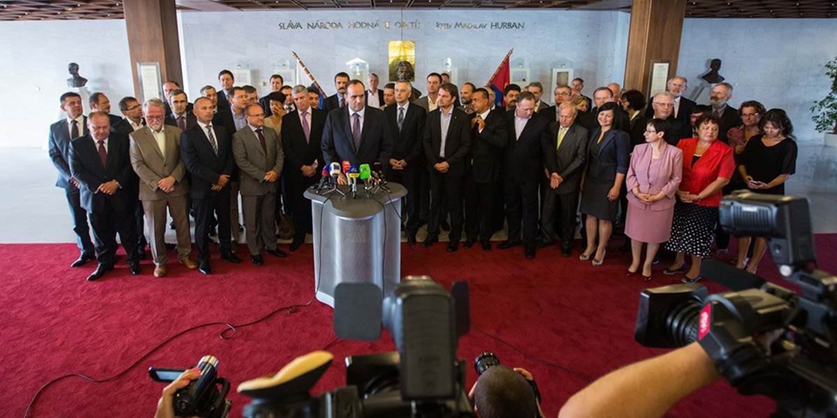 Opozícia sa spojila proti Smeru: Obráti sa na prezidenta i ústavný súd