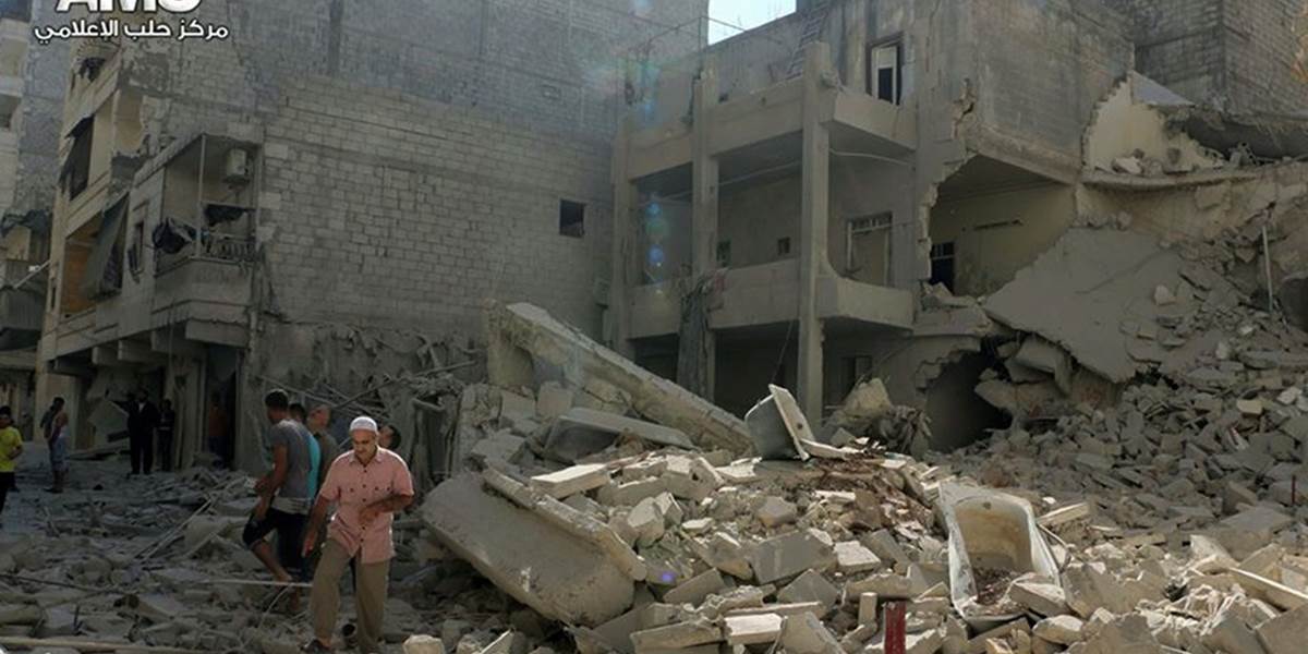 Po nálete na sýrske mesto Dúmá zahynuli vyše štyri desiatky ľudí