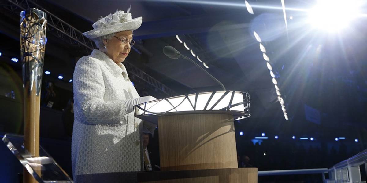 Britská kráľovná vyzvala Škótov, aby dôkladne zvážili rozhodnutie v referende