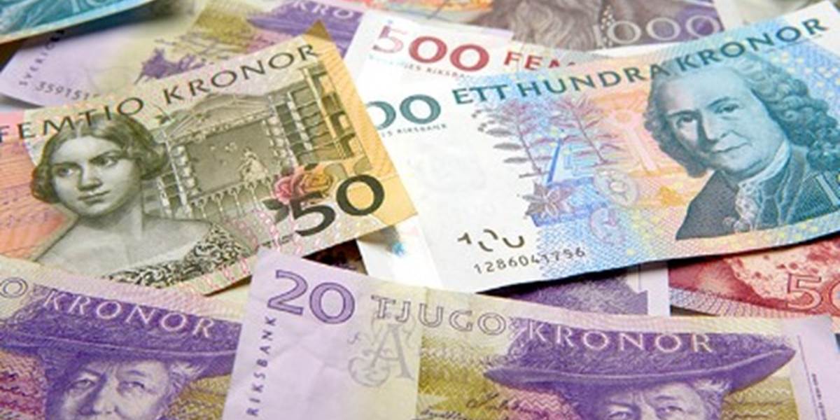Švédska koruna po voľbách oslabila voči doláru aj euru