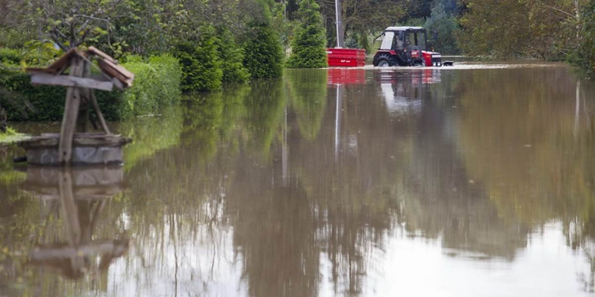 Záplavy na východe Srbska majú jednu obeť a troch nezvestných
