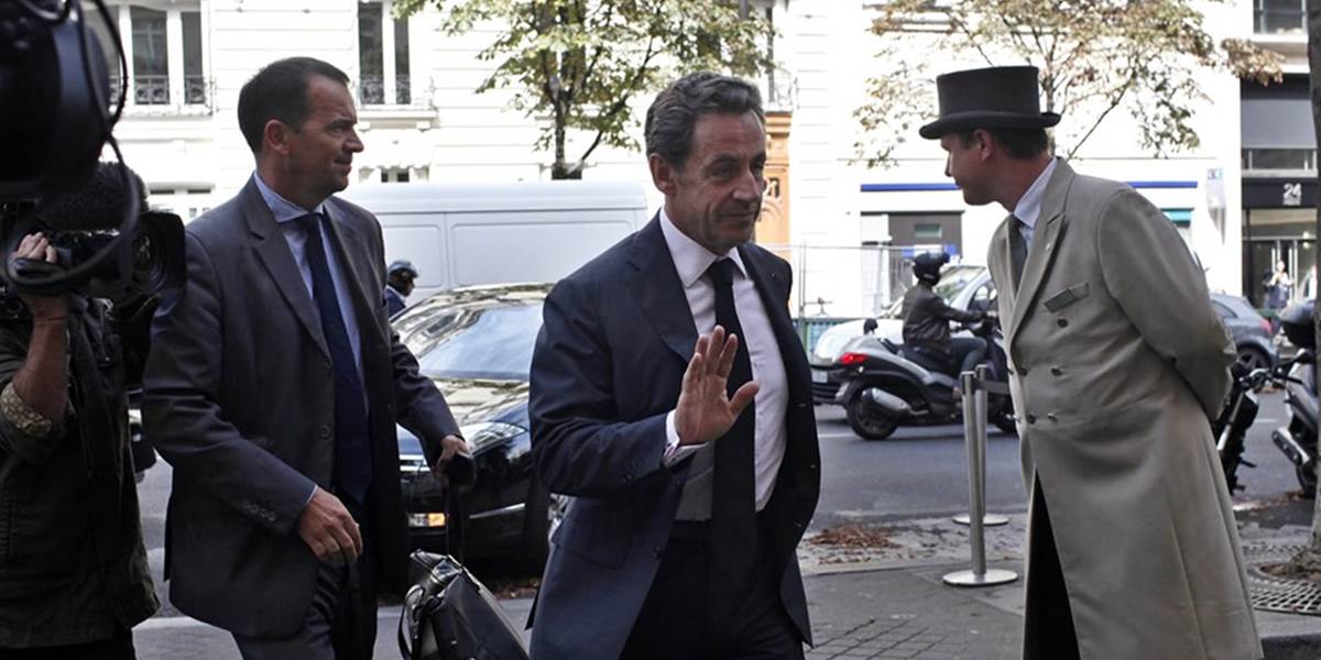 Francúzsky exprezident Nicolas Sarkozy sa vracia do politiky