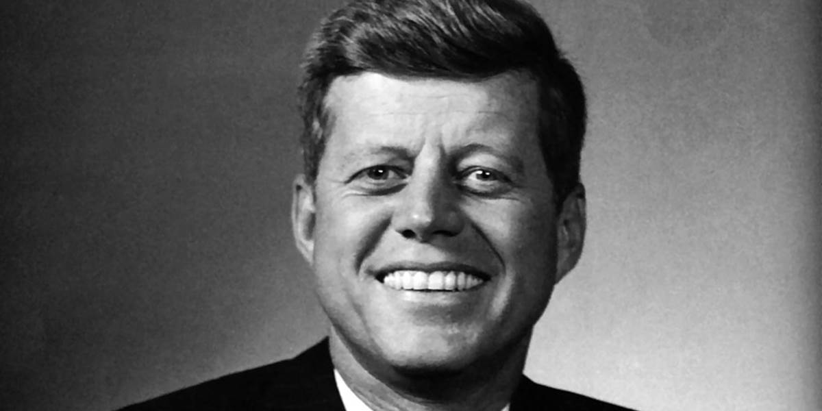 Listy Johna F. Kennedyho z druhej svetovej vojny vydražili za 200-tisíc dolárov