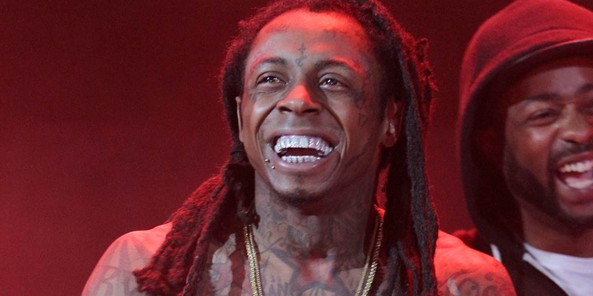 Rapper Lil Wayne a jeho koleka Drake zverejnili videoklip k piesni Grindin