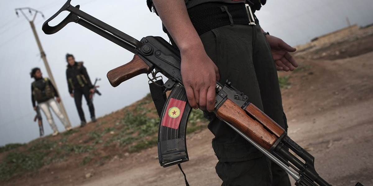 Proti Islamskému štátu sa vydalo bojovať viac ako 300 Kurdov z Turecka