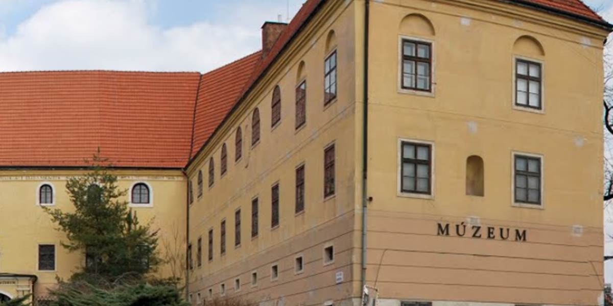 Múzeum v Trnave má šesťdesiat rokov, čelí žalobe o vrátenie 1910 predmetov