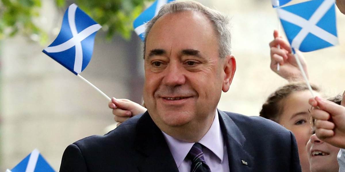 Alex Salmond: Voliči boli oklamaní, aby odmietli nezávislosť Škótska