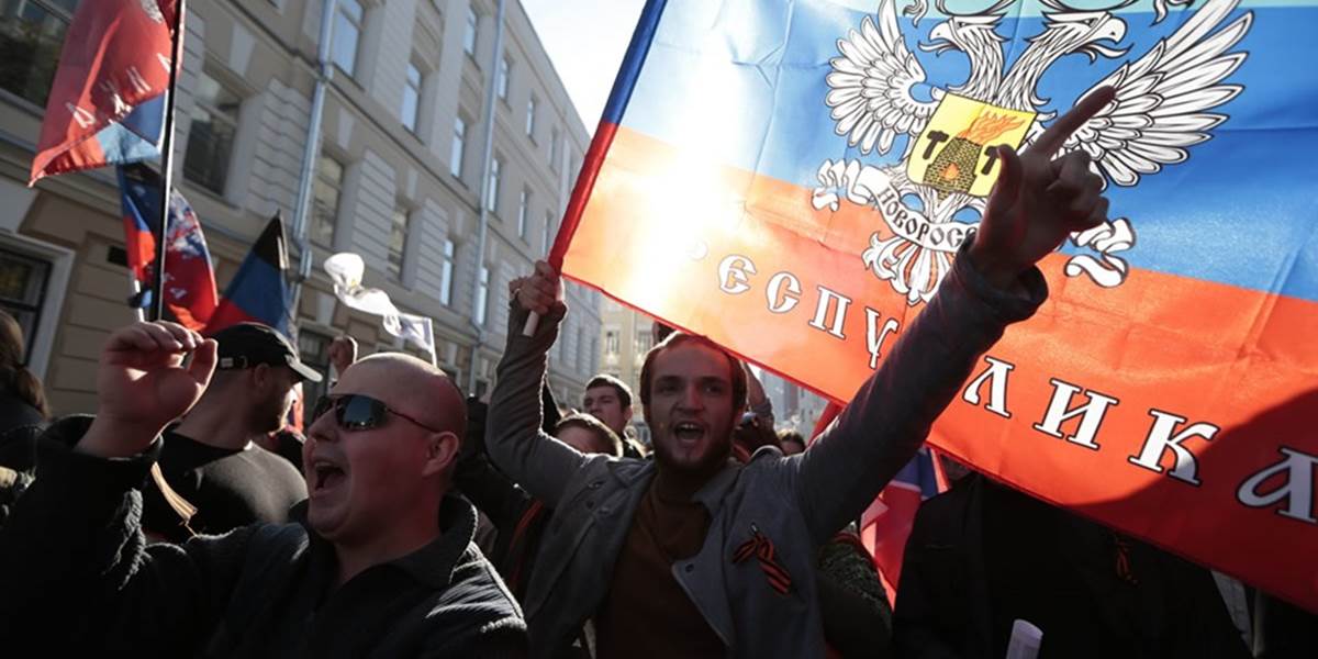 Moskvou pochodovali tisíce odporcov vlády