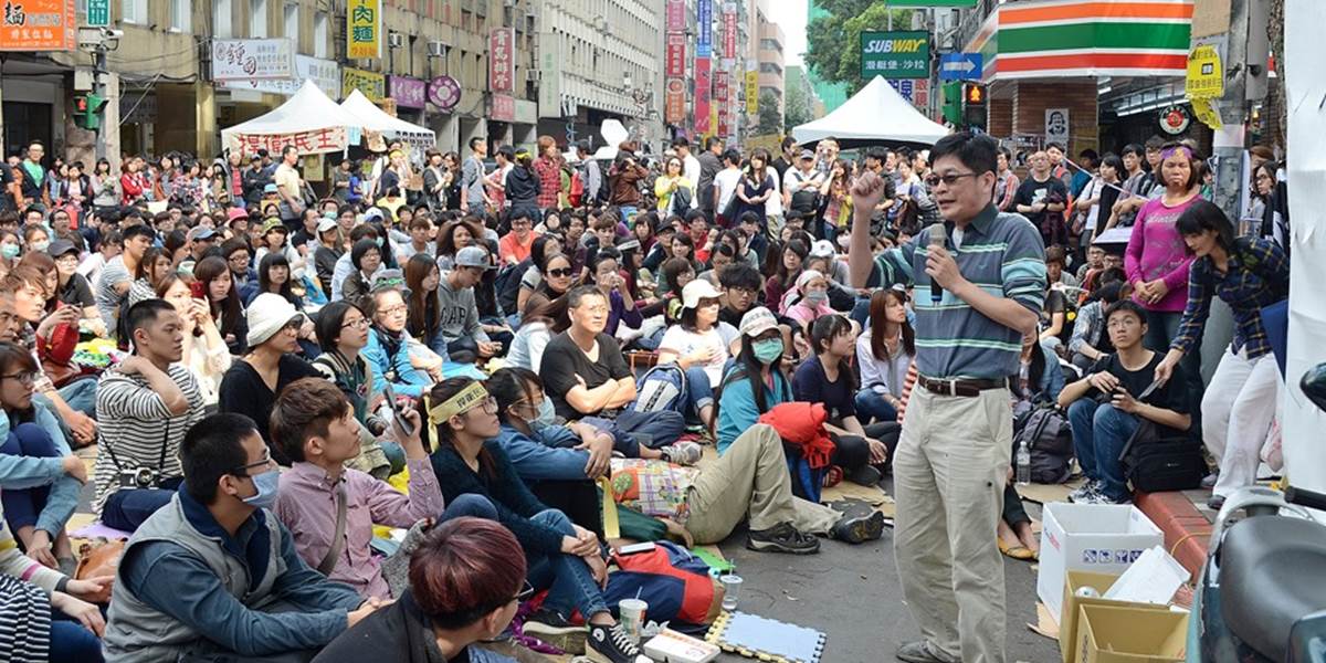 Študenti v Hongkongu žiadajú demokratické voľby