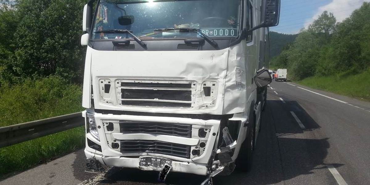 Opitý kamionista (31) v Žiline spôsobil nehodu a ušiel: Namerali mu takmer 2 promile!
