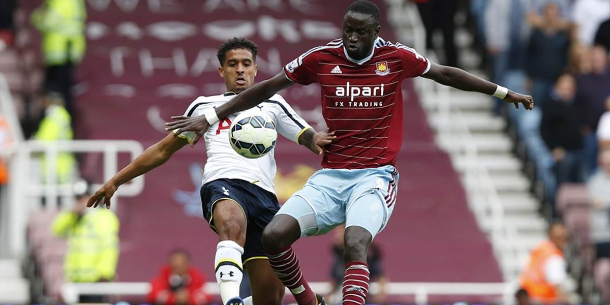 Senegalčan Kouyate z West Hamu je mimo hry na šesť týždňov