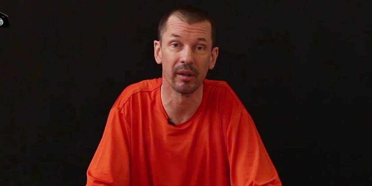 Druhé video britského rukojemníka Johna Cantliea: Islamský štát hrozí USA porážkou!