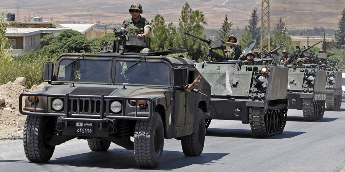 Libanonská armáda zadržala pri hraniciach 450 sýrskych islamistov