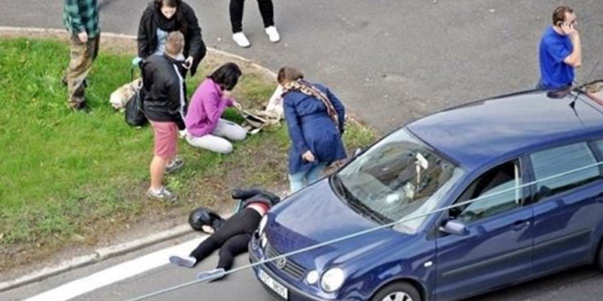 Hrozné FOTO: Muž zmietol na prechode tri ženy!